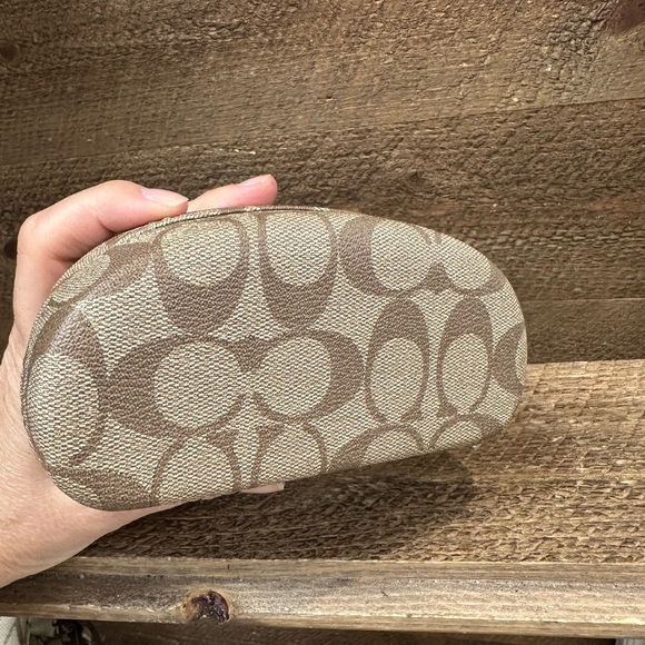 COACH Hard Shell Hinged Glass Eyeglass Sunglass Case Brown Tan Signature C - Picture 5 of 7